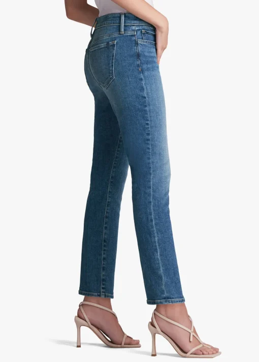THE LARA PETITE