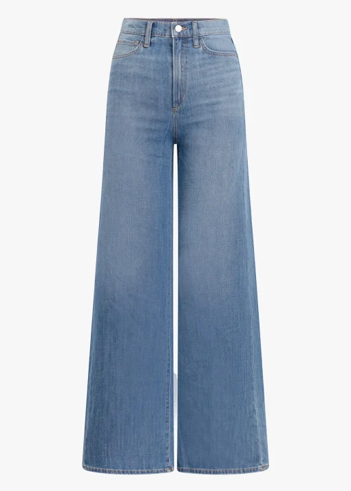 THE MIA PETITE