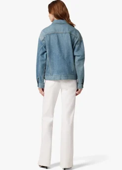THE OVERSIZED JACKET