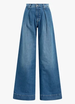 THE PLEATED TROUSER