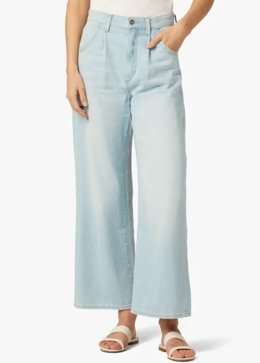 THE PLEATED WIDE LEG ANKLE