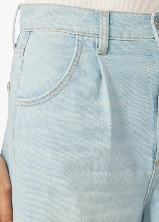 THE PLEATED WIDE LEG ANKLE