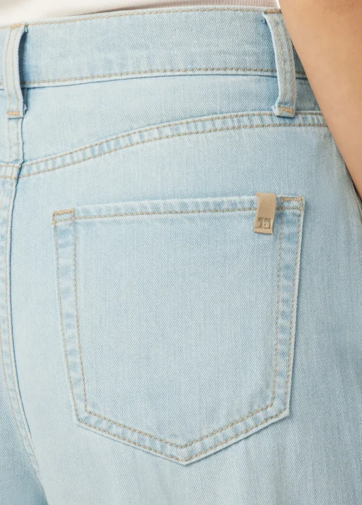 THE PLEATED WIDE LEG ANKLE