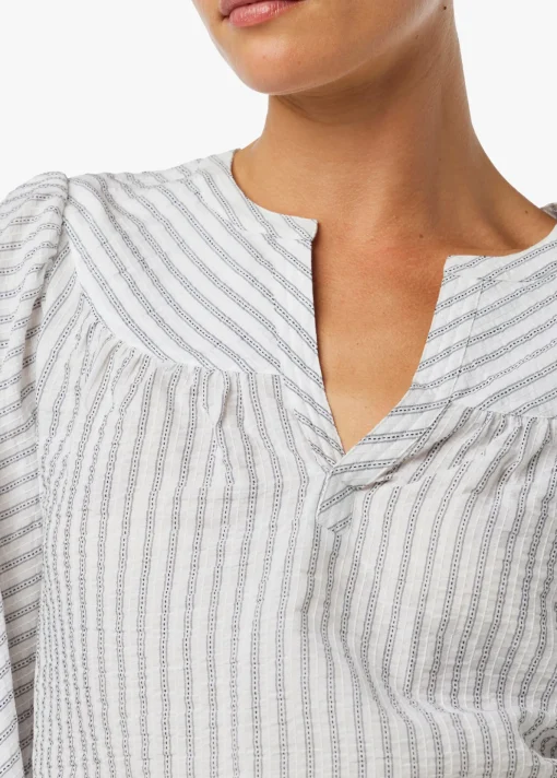 THE SUZIE BLOUSE
